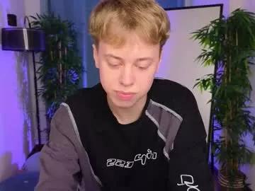 Photos of bee_boy_ from Chaturbate is Freechat