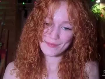 Photos of emiliyafox from Chaturbate is Freechat