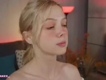Photos of little_anitta from Chaturbate is Group