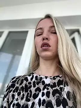 Photos of Adelina0001 from StripChat is Freechat