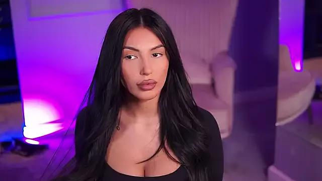 Photos of AishaaDevoe from StripChat is Freechat