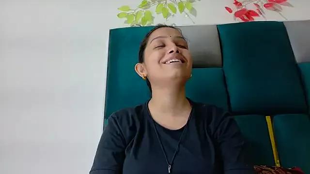 Photos of Aleena_Rai from StripChat is Group