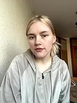 Photos of DaMa-1808 from StripChat is Freechat