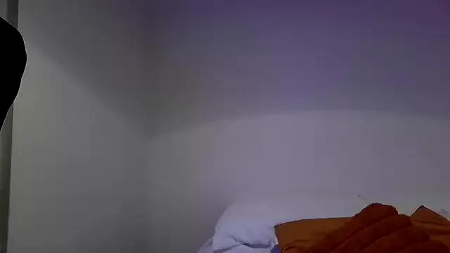 Photos of Edenfox- from StripChat is Private