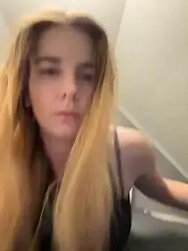 Photos of ellieen from StripChat is Group