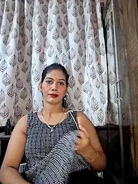Photos of Garima_G from StripChat is Freechat