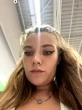 Photos of Holy_Tereza from StripChat is Freechat
