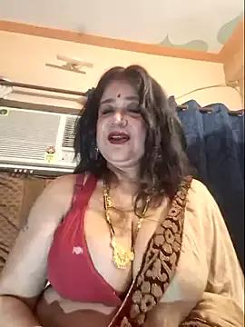 Photos of Hot_Queen77 from StripChat is Freechat