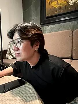 Photos of KayNguyenn from StripChat is Freechat