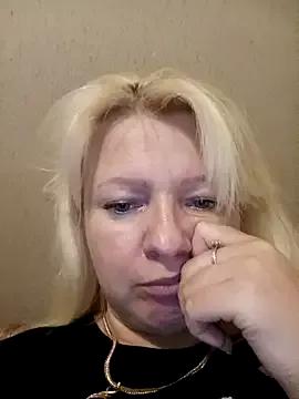 Photos of Lauri_scherri from StripChat is Freechat