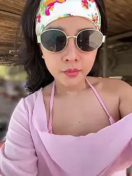 Photos of OUTDOOR_QUEEN010 from StripChat is Freechat