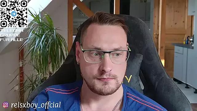 Photos of Relsxboy from StripChat is Freechat