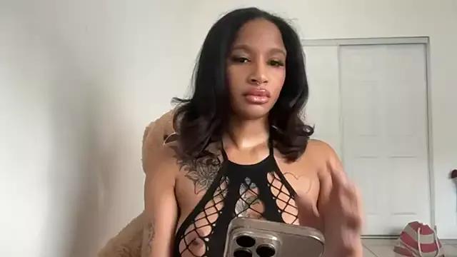 Photos of shandiloveslemonss from StripChat is Freechat