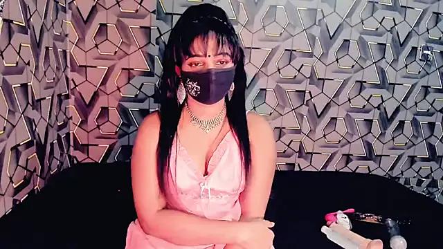 Photos of Sweetie_Fox_XXX from StripChat is Group