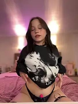 Photos of YourLittleDevil from StripChat is Freechat